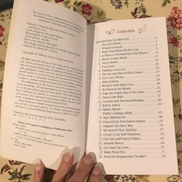 The book “50 simple ways to pamper your CAT”. - Picture 3 of 8